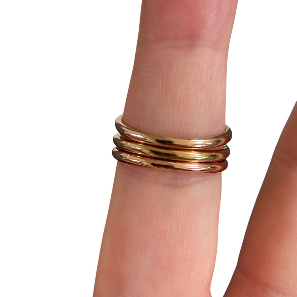 BANANA REPUBLIC Rose Gold Stack of 3 Rings Faux Pearl and Rhinestone Cluster - Picture 7 of 10